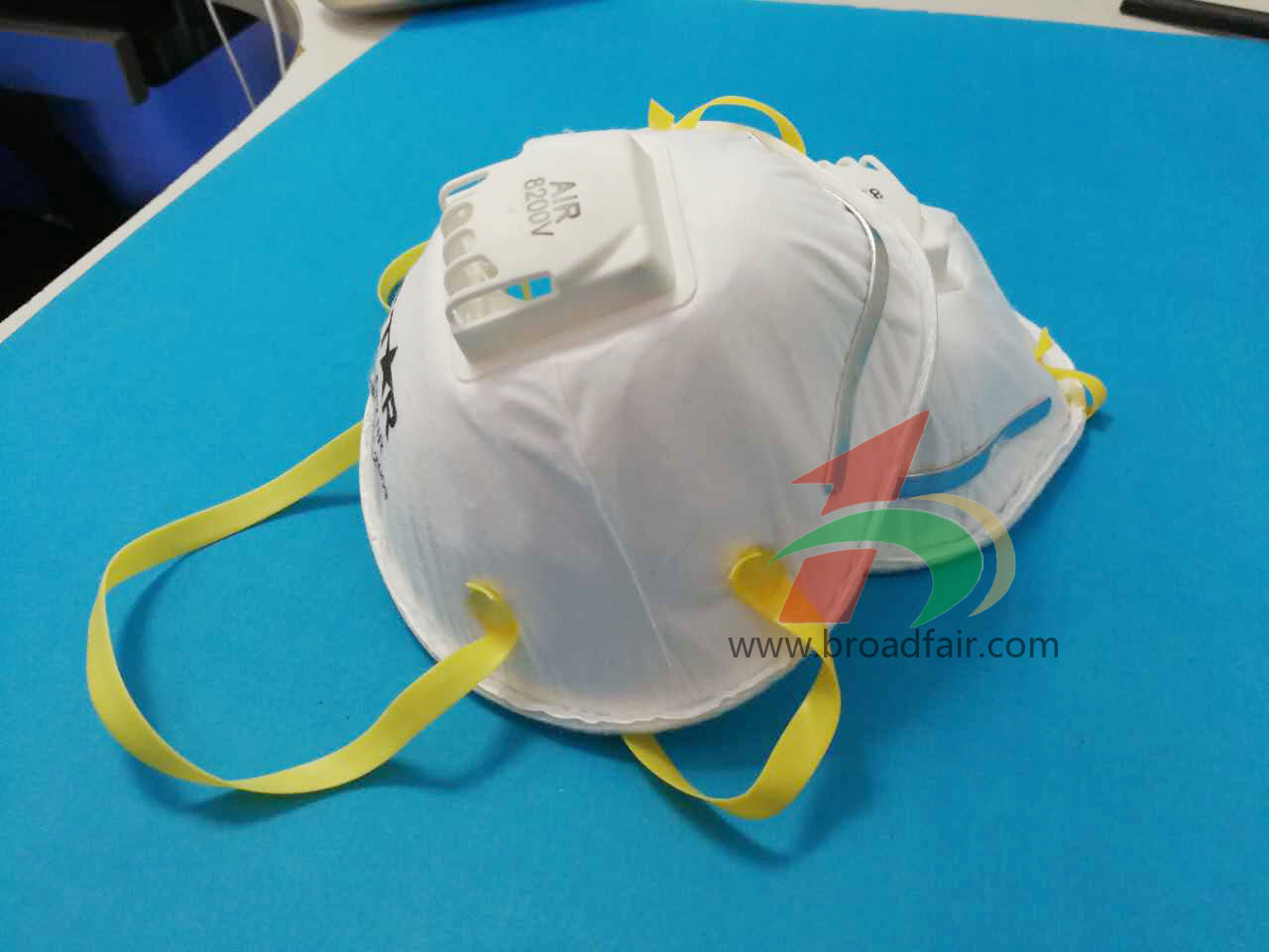 折疊口罩機生產(chǎn)廠家 折疊口罩機生產(chǎn)廠家